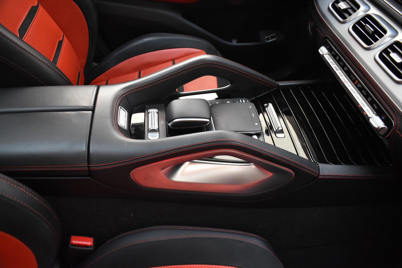 Used 2024 Mercedes-Benz GLE 53 AMG 4MATIC Coupe image 23
