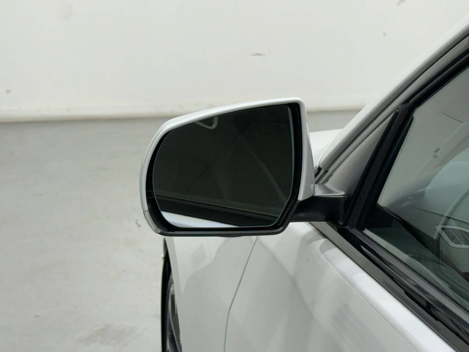Used 2017 Cadillac ATS V w/ Carbon Black Package RWD image 45