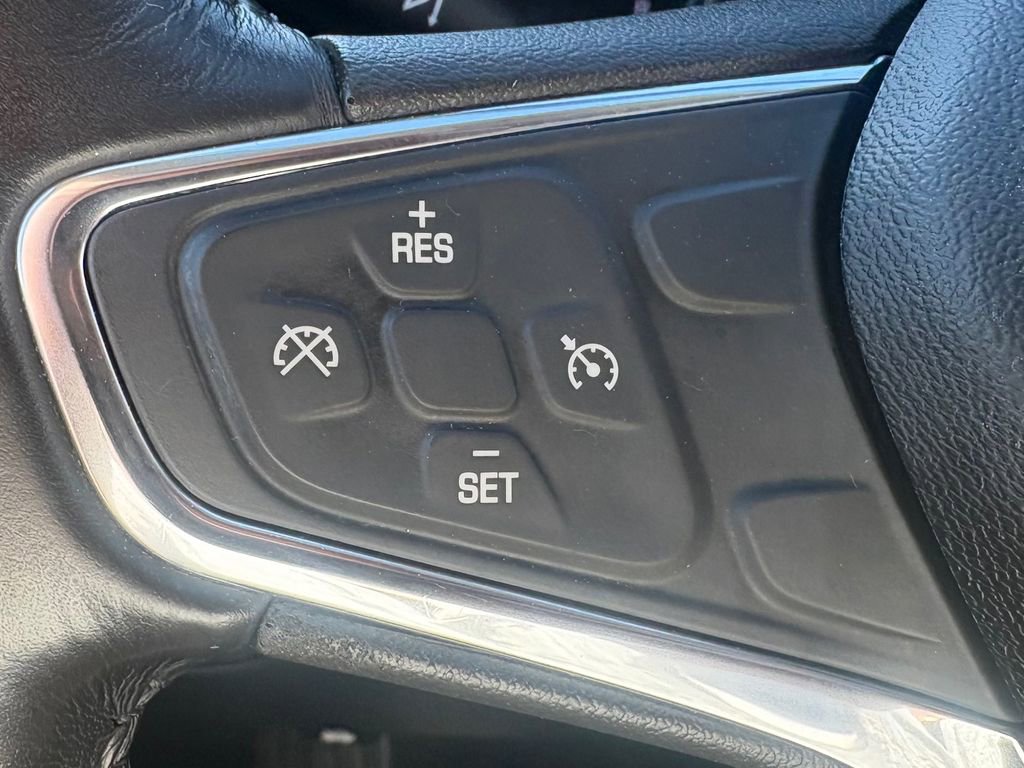 Used 2019 Chevrolet Equinox LT image 6
