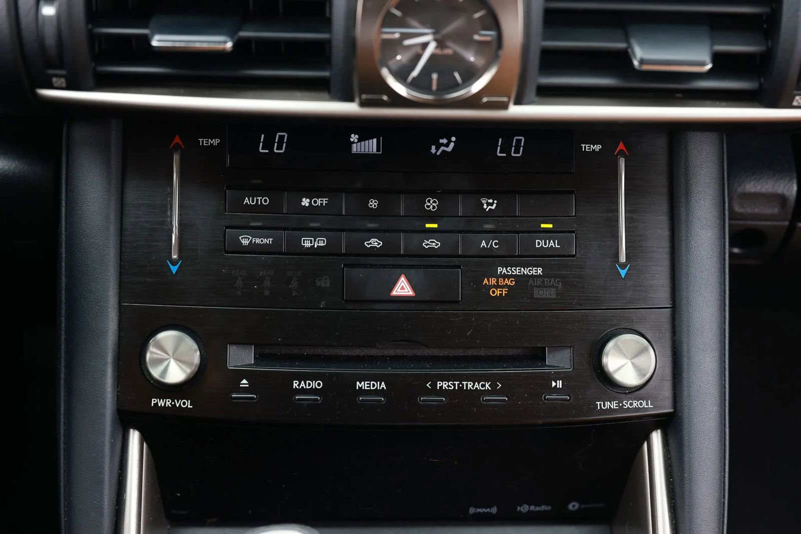 Used 2017 Lexus IS 200t RWD image 34