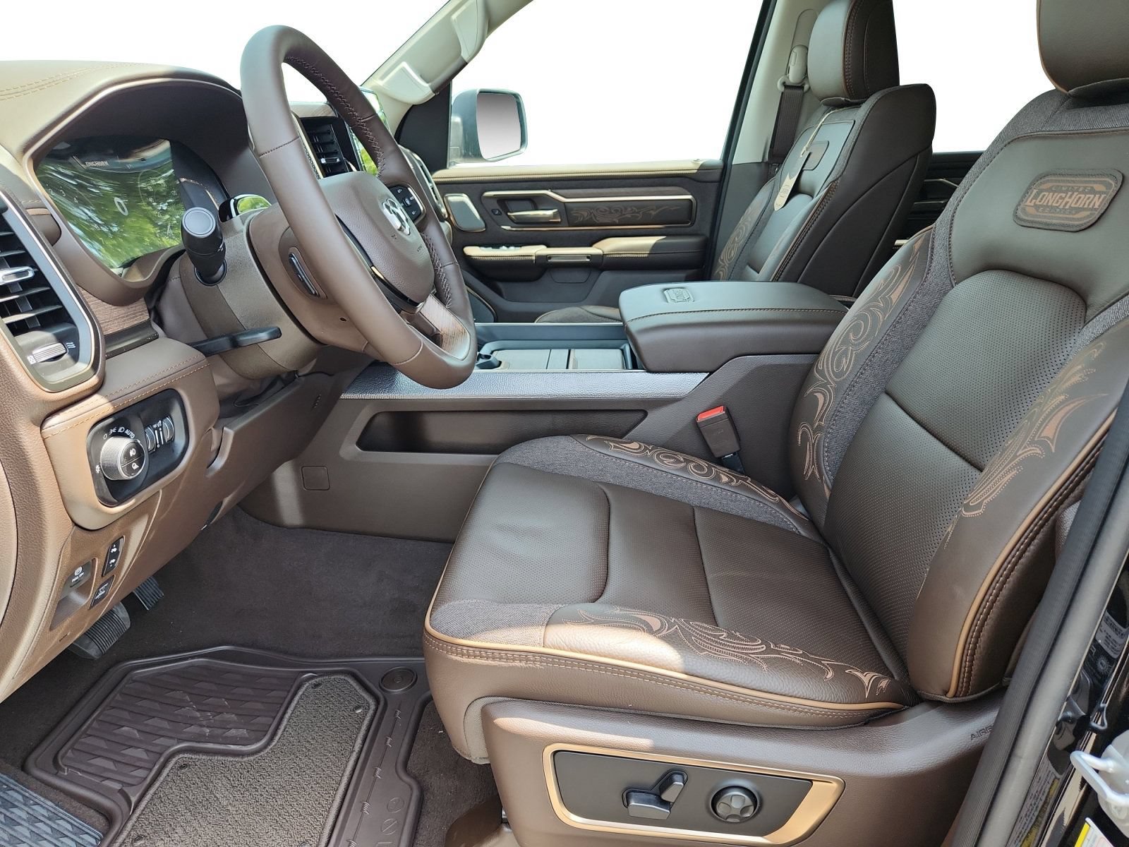 New 2026 RAM 1500 Limited AWD/4WD image 12