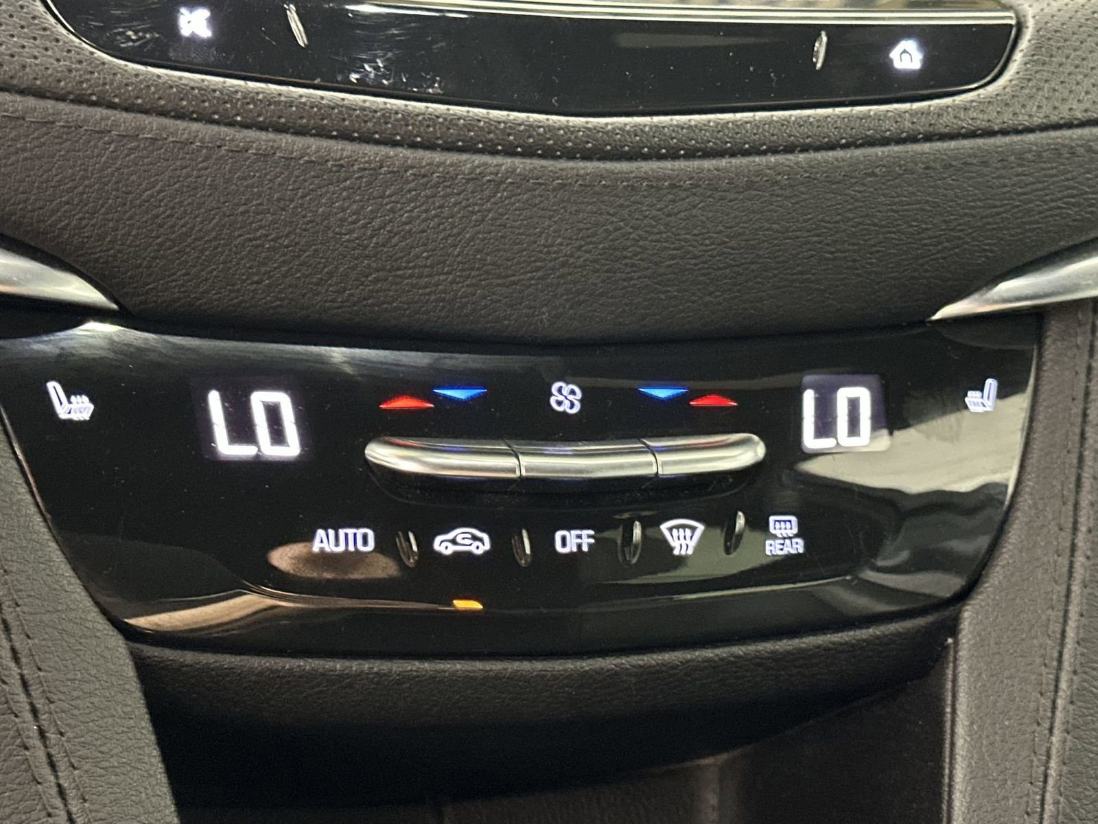 Used 2023 Cadillac XT5 Premium Luxury image 19