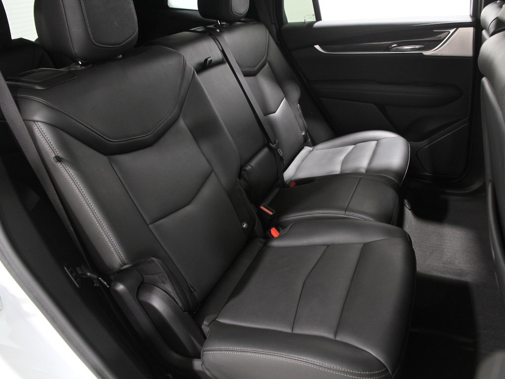 Used 2024 Cadillac XT6 Sport image 19