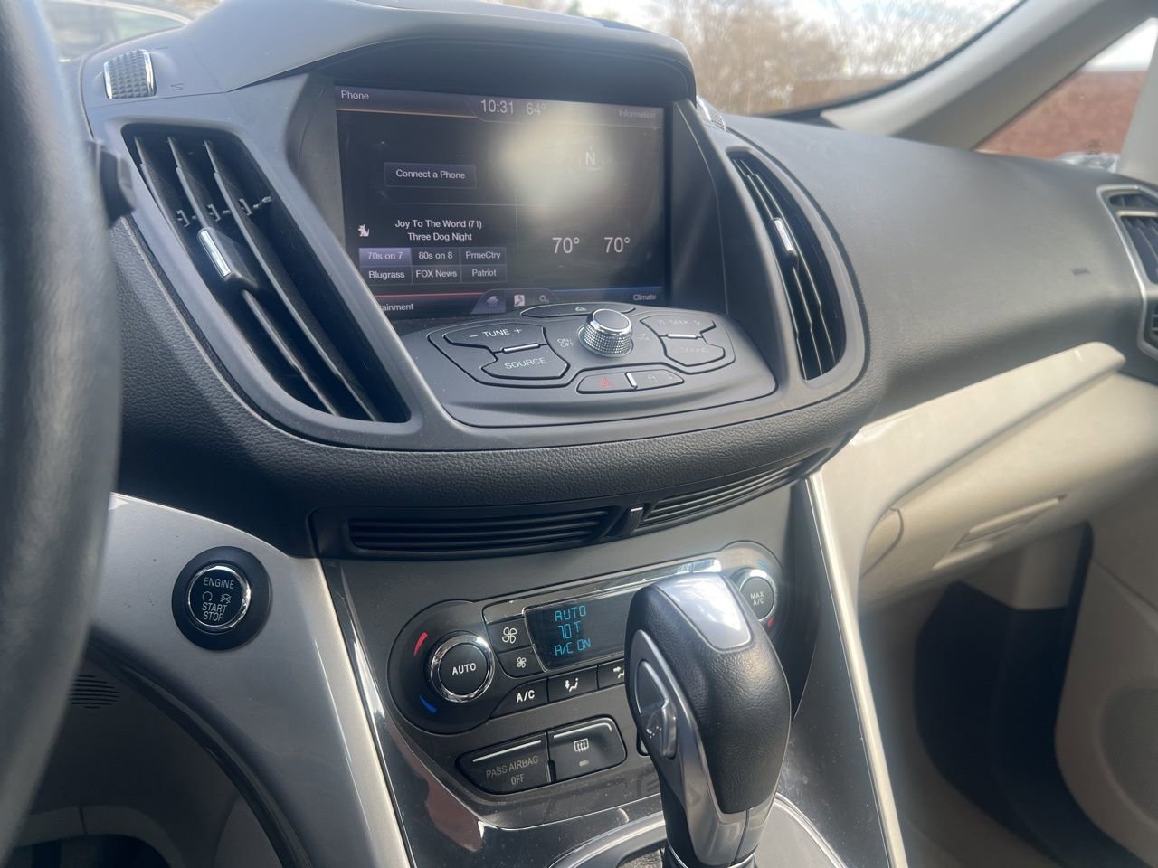Used 2013 Ford C-MAX SEL image 28
