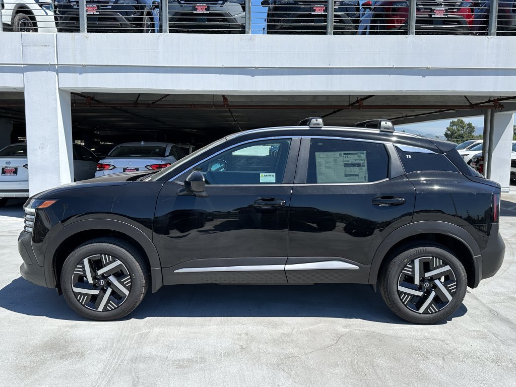 New 2026 Nissan Kicks SV w/ Charging Package FWD image 3
