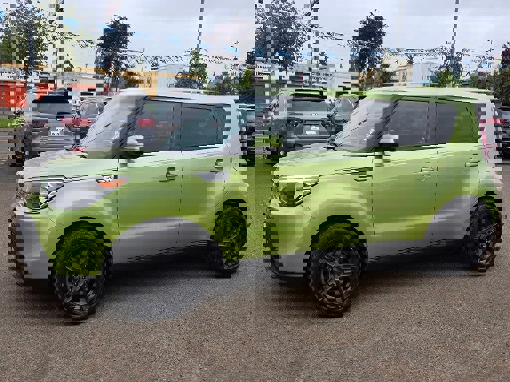 Used 2016 Kia Soul image 24