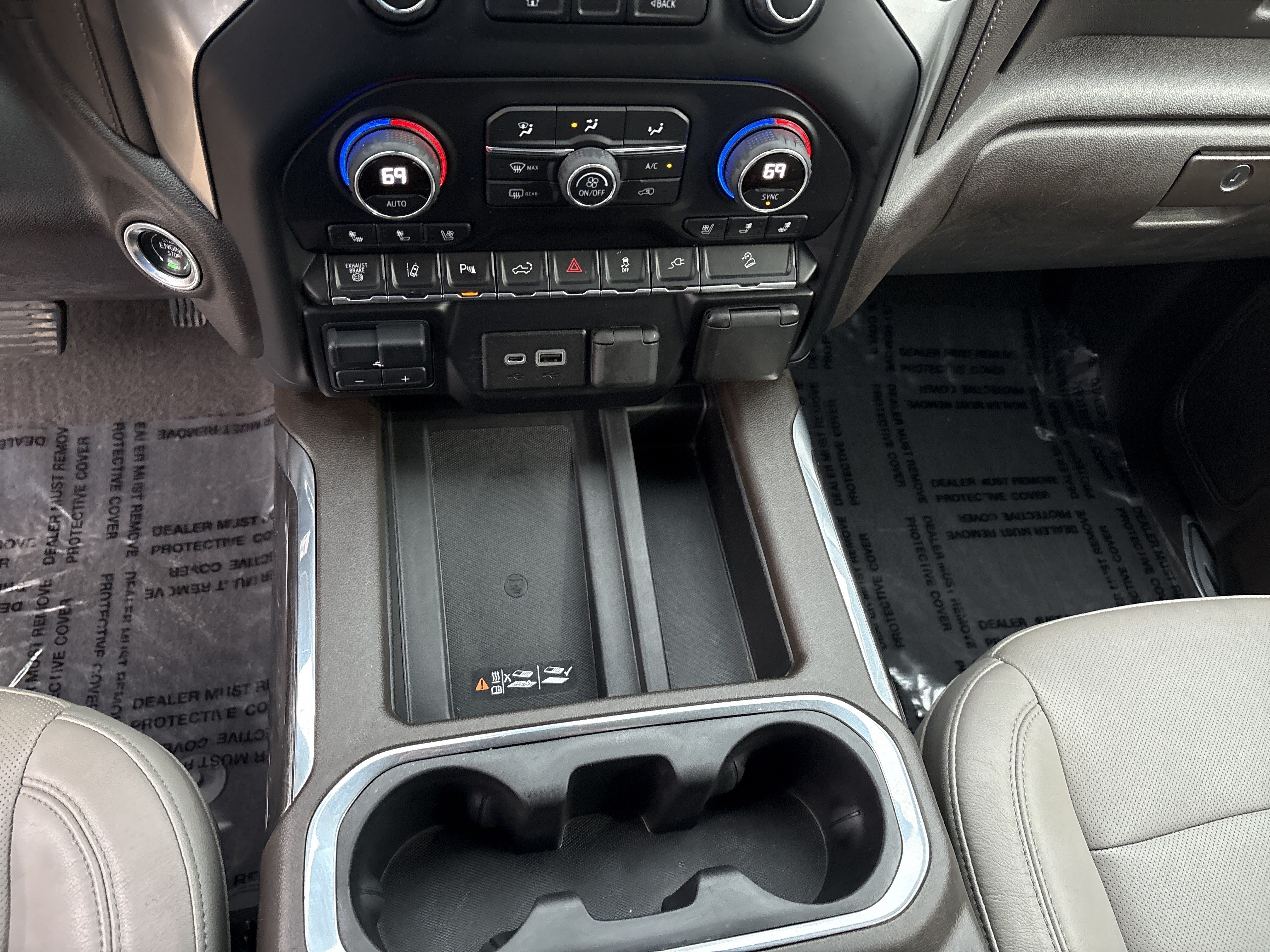 Used 2020 Chevrolet Silverado 2500 LTZ w/ LTZ Premium Package AWD/4WD image 20