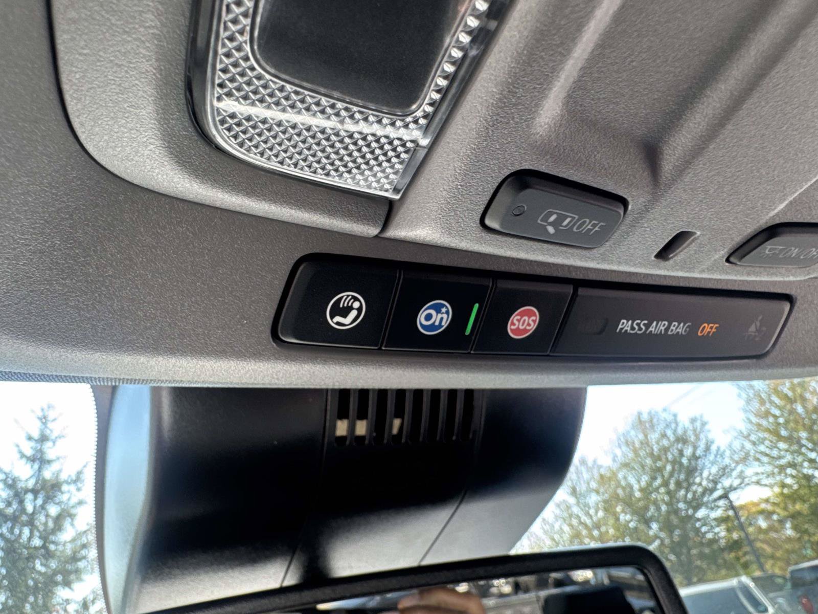 Certified 2025 GMC Sierra 1500 SLT AWD/4WD image 40