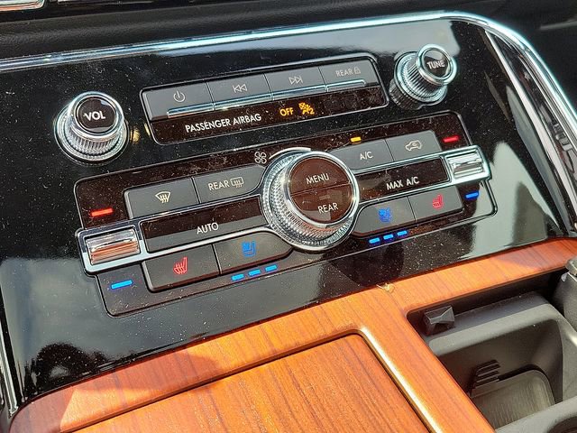 New 2024 Lincoln Navigator L Reserve AWD/4WD image 8