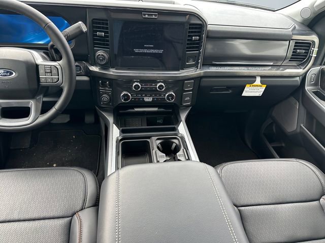 Used 2025 Ford F250 Lariat w/ Lariat Ultimate Package image 9