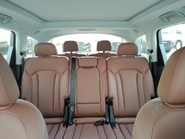Used 2024 Audi Q7 3.0T Prestige AWD/4WD image 41