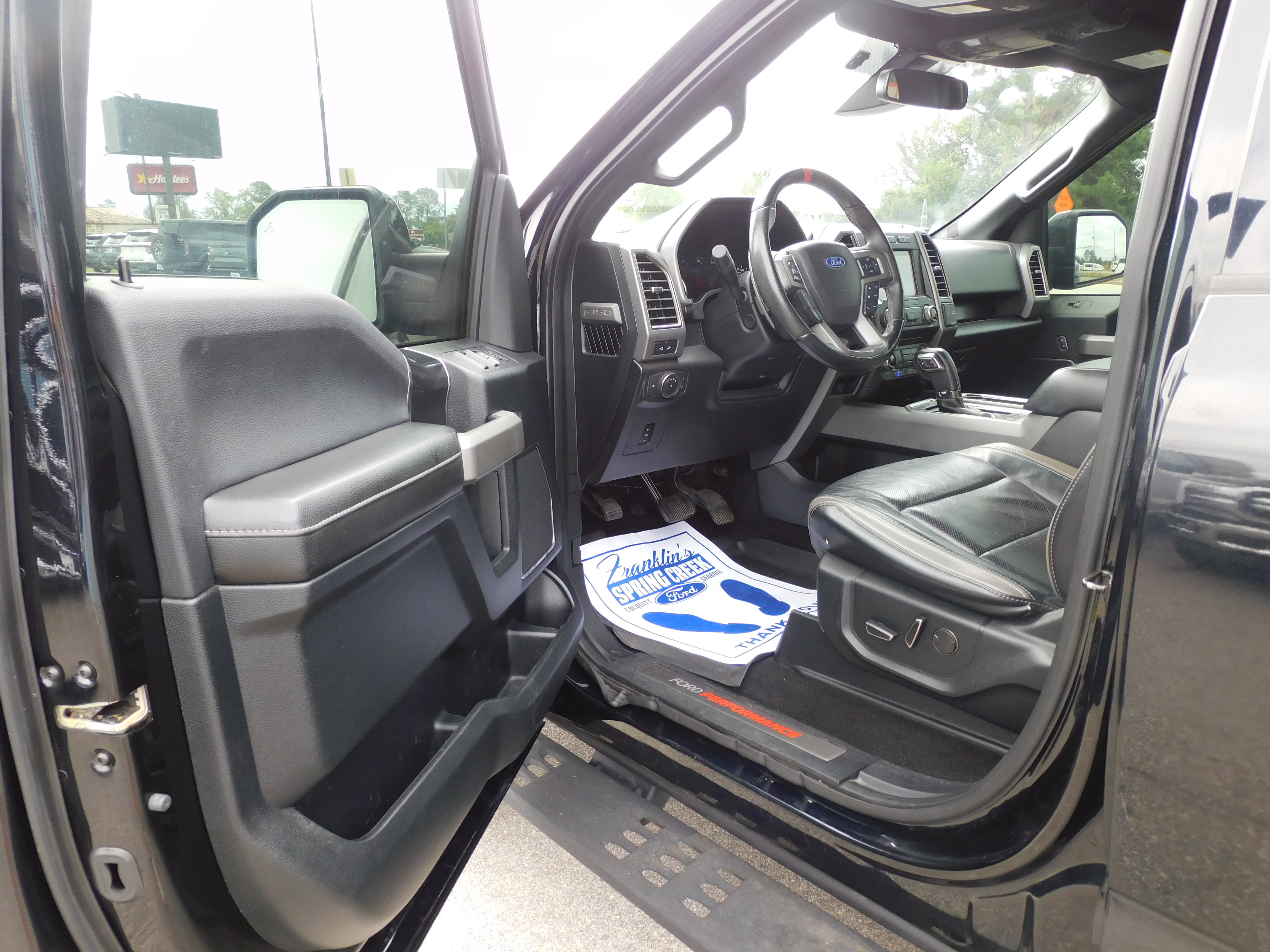 Used 2018 Ford F150 Raptor w/ Equipment Group 802A Luxury image 9