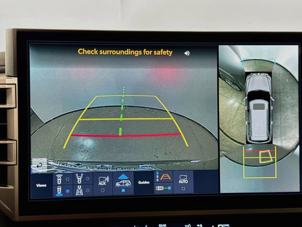 Used 2026 Toyota Sequoia Capstone w/ Tow Technology Package AWD/4WD image 17