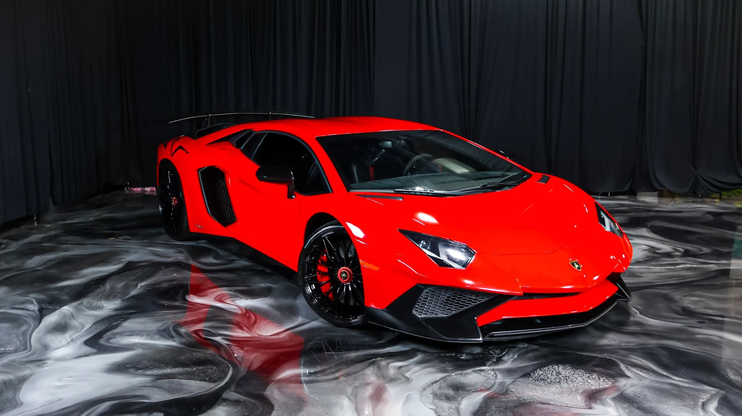 Used 2017 Lamborghini Aventador LP 750-4 Superveloce AWD/4WD image 2