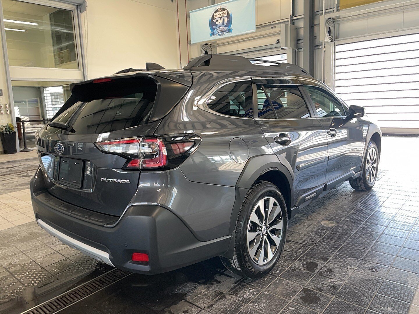Used 2025 Subaru Outback Limited AWD/4WD image 21