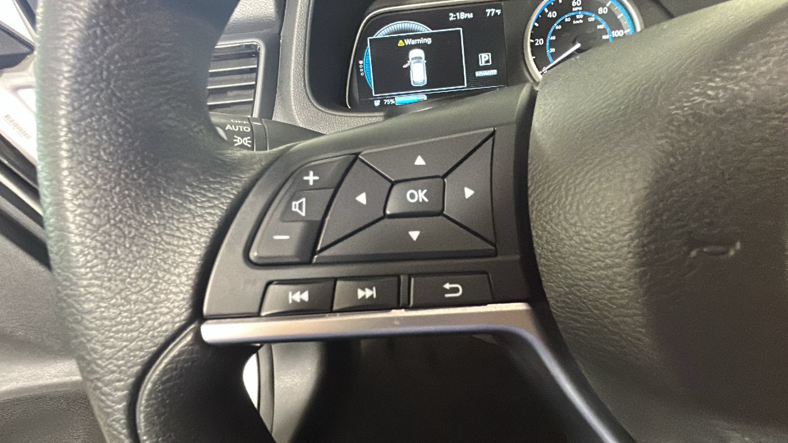 Used 2023 Nissan Leaf S FWD image 18