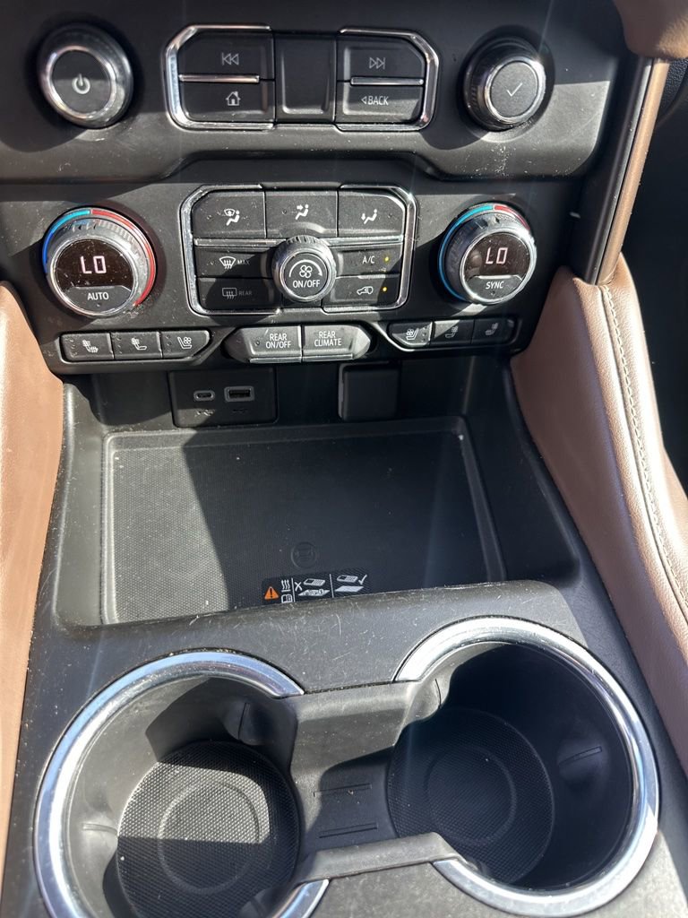 Used 2021 Chevrolet Tahoe High Country RWD image 21