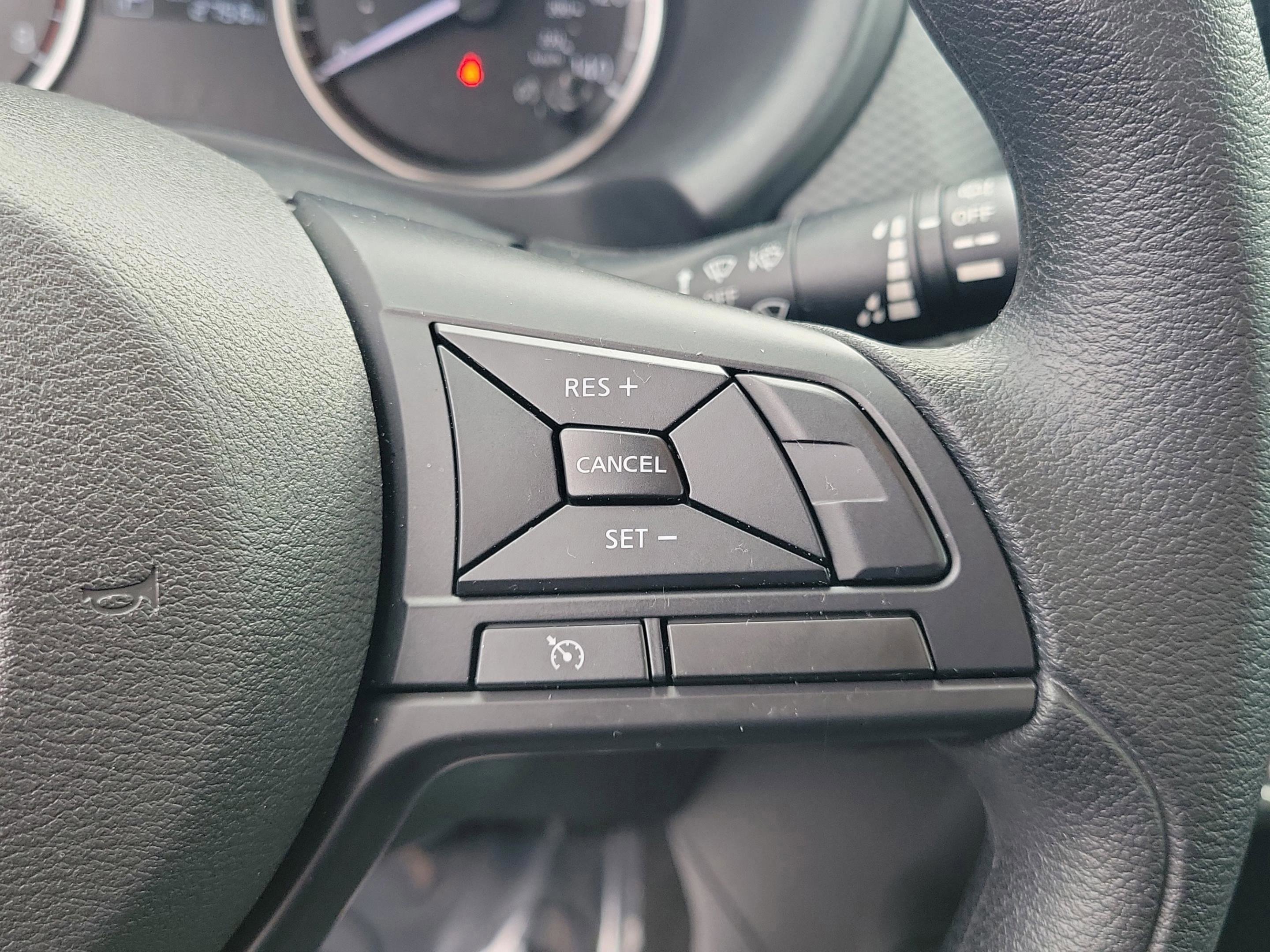 Used 2025 Nissan Kicks Play S image 22