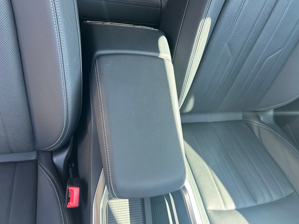 Used 2024 Audi Q8 e-tron Premium Plus w/ Premium Plus Package AWD/4WD image 41