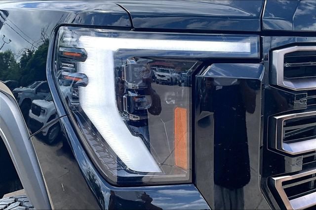 Used 2025 GMC Sierra 2500 AT4X AWD/4WD image 30