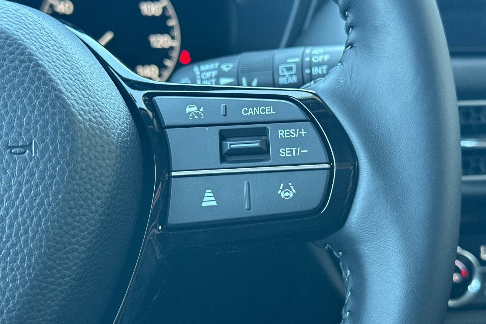 New 2026 Honda HR-V EX-L image 30