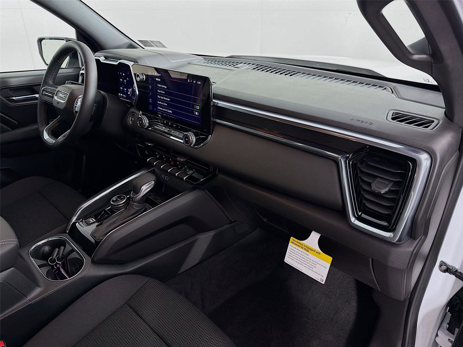 New 2026 GMC Canyon Elevation image 28