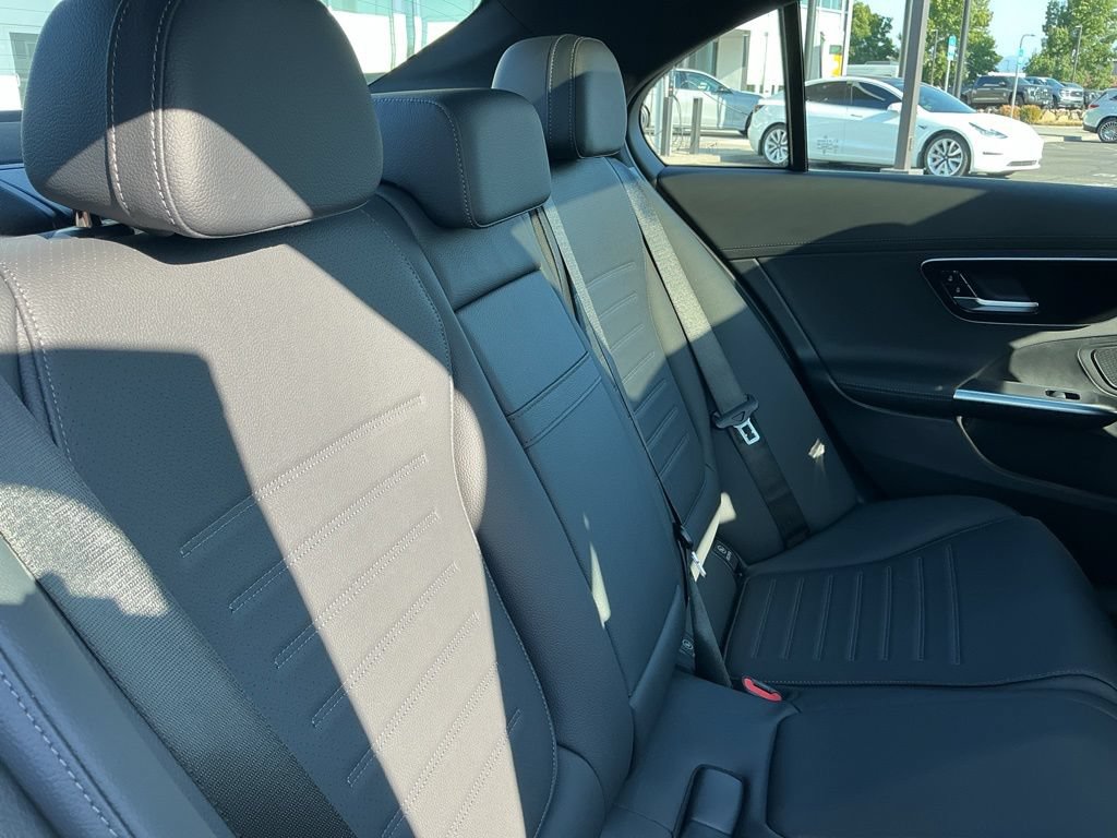 New 2026 Mercedes-Benz C 300 4MATIC Sedan image 18