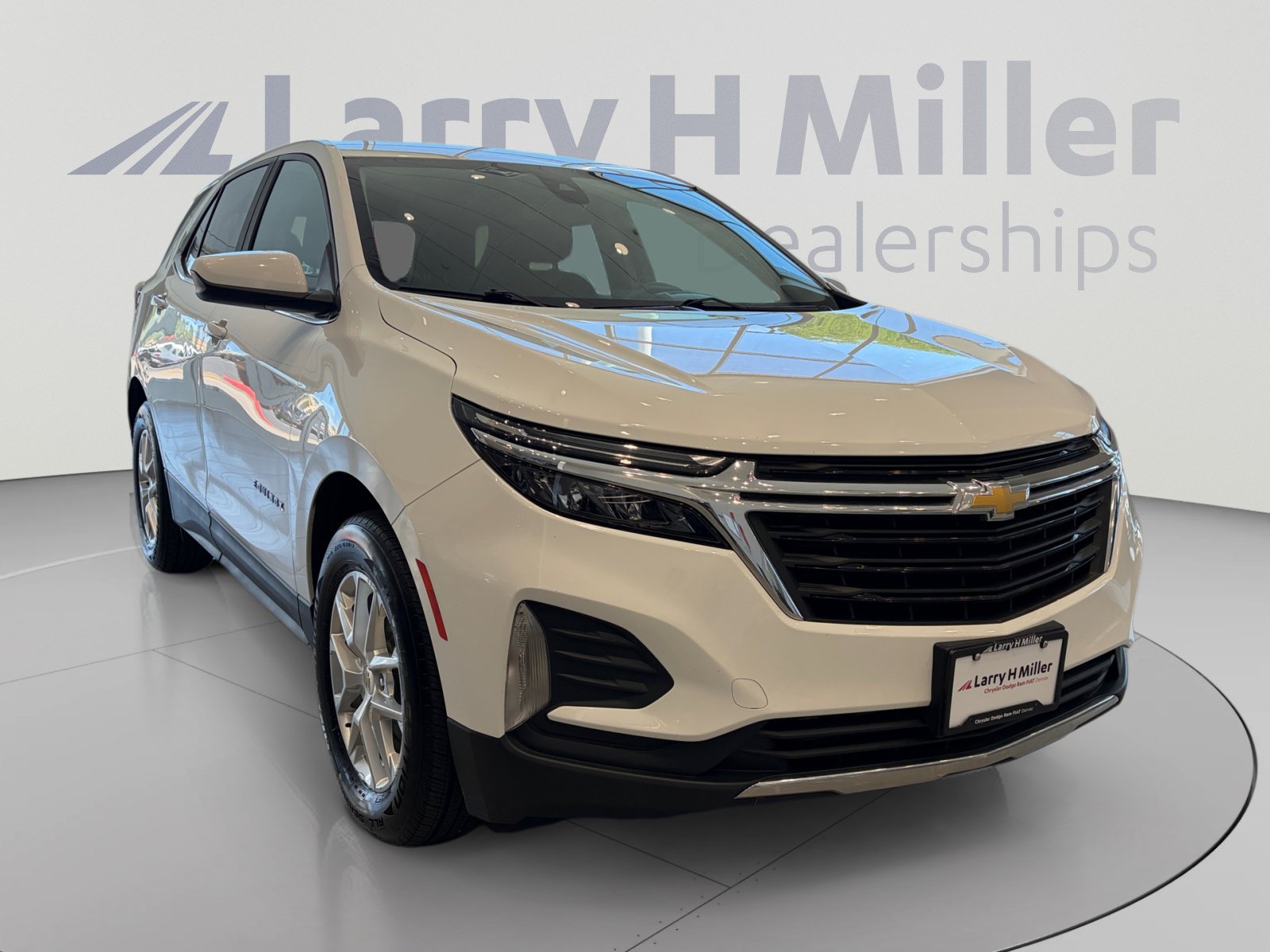 Used 2022 Chevrolet Equinox LT AWD/4WD image 7