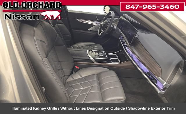 Used 2023 BMW i7 xDrive60 AWD/4WD image 9