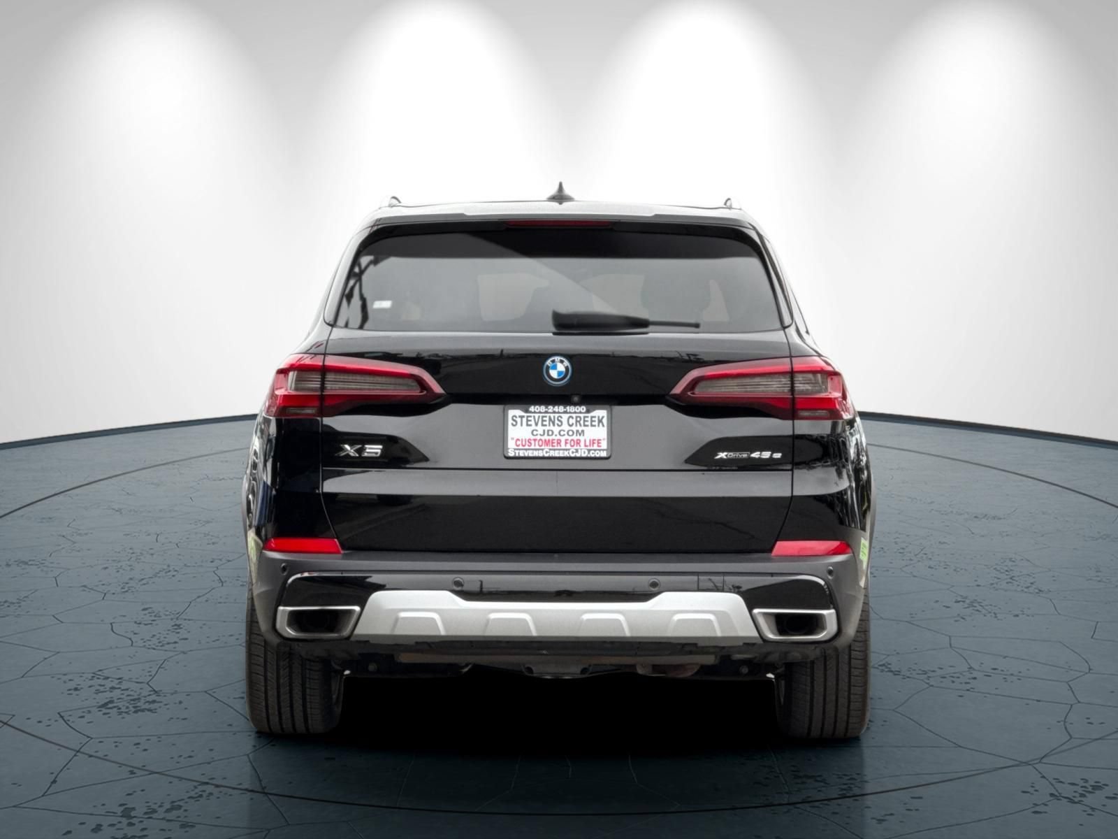 Used 2023 BMW X5 xDrive45e w/ Parking Assistance Package AWD/4WD image 5