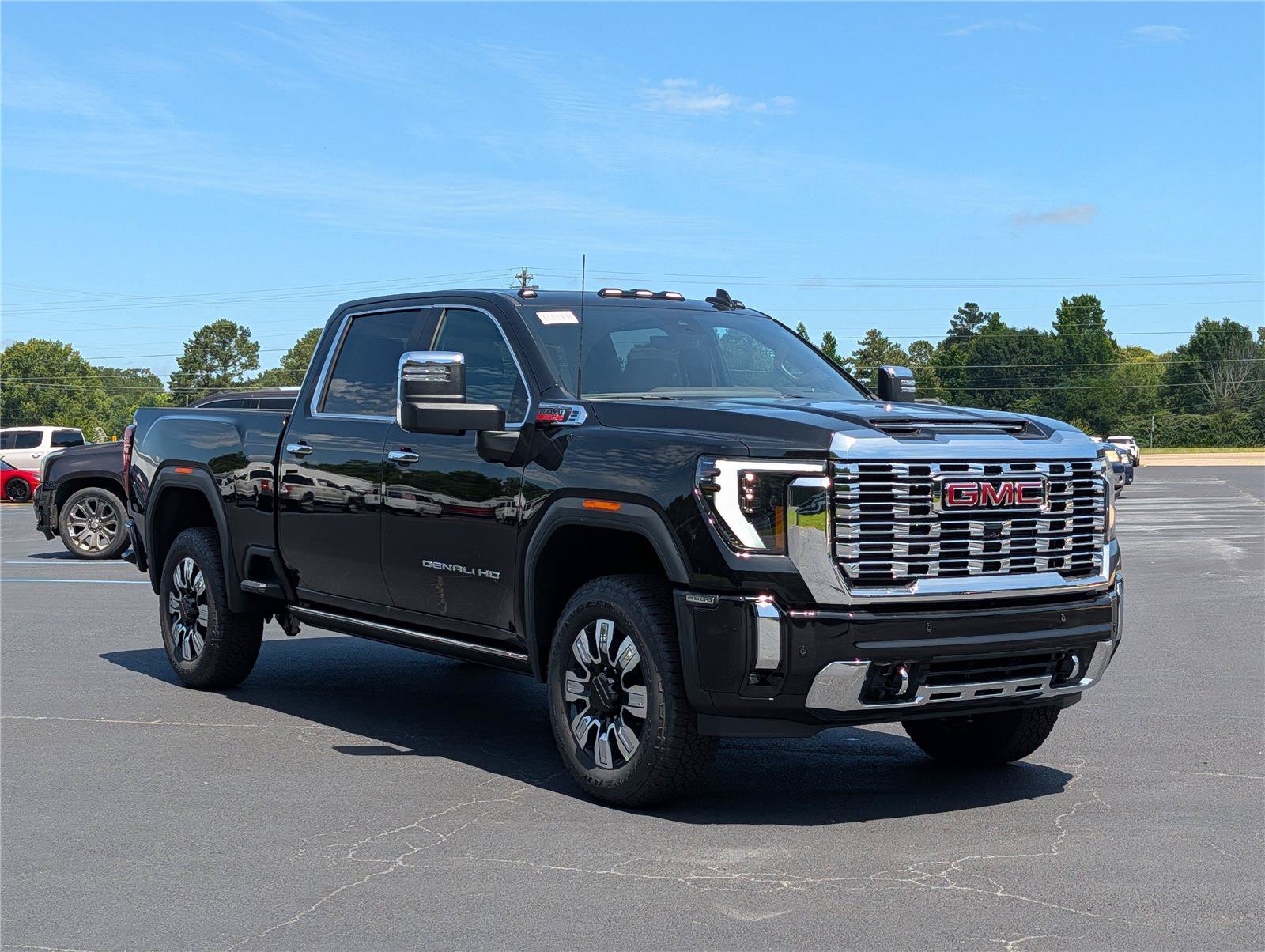 New 2026 GMC Sierra 2500 Denali w/ Denali Reserve Package AWD/4WD image 8