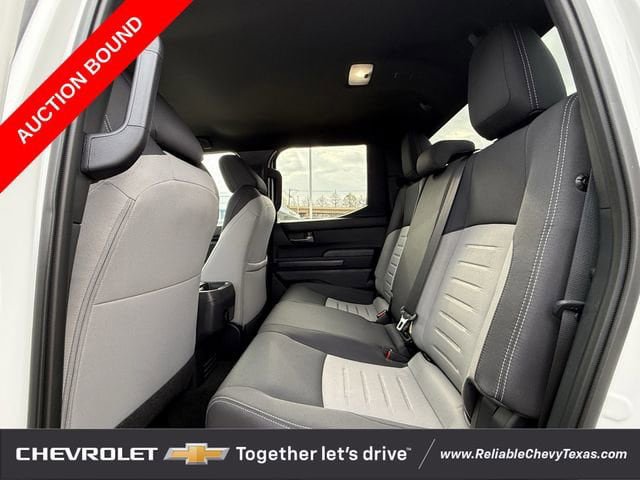 Used 2024 Toyota Tacoma TRD Off-Road AWD/4WD image 33