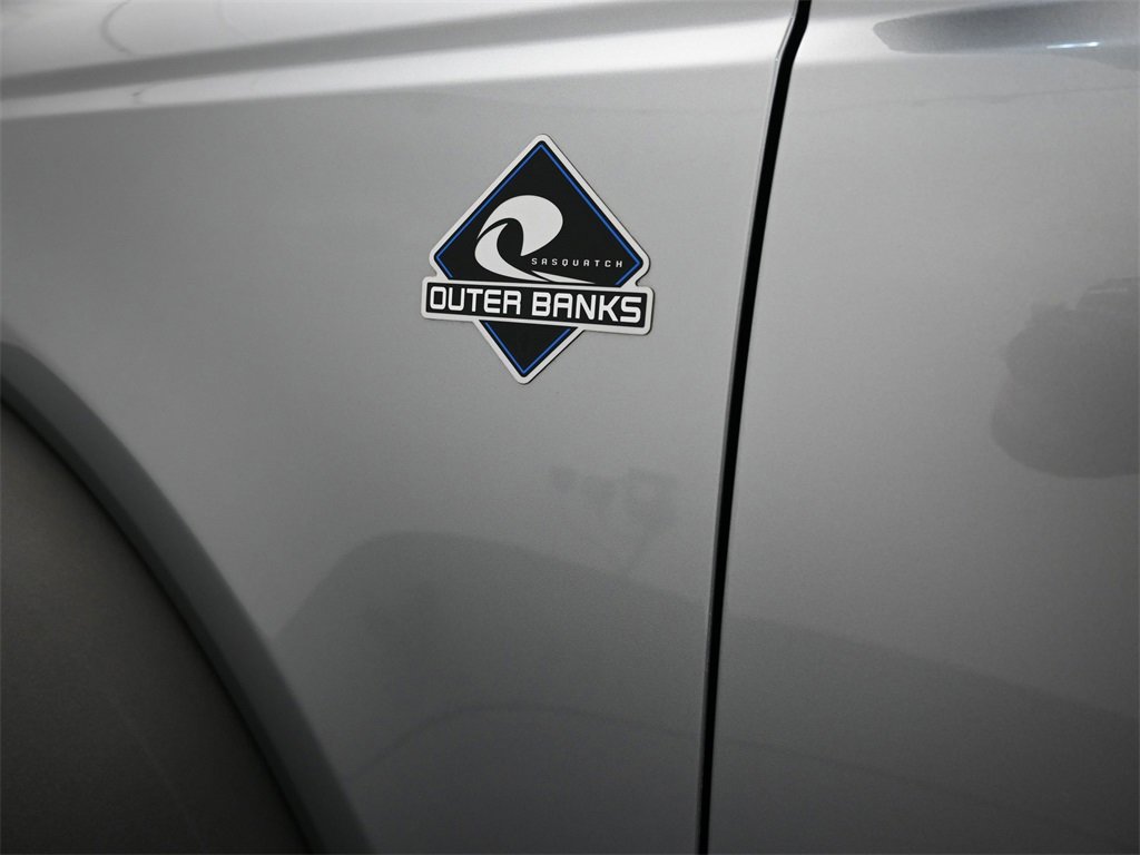 Used 2023 Ford Bronco Outer Banks w/ Sasquatch Package image 11