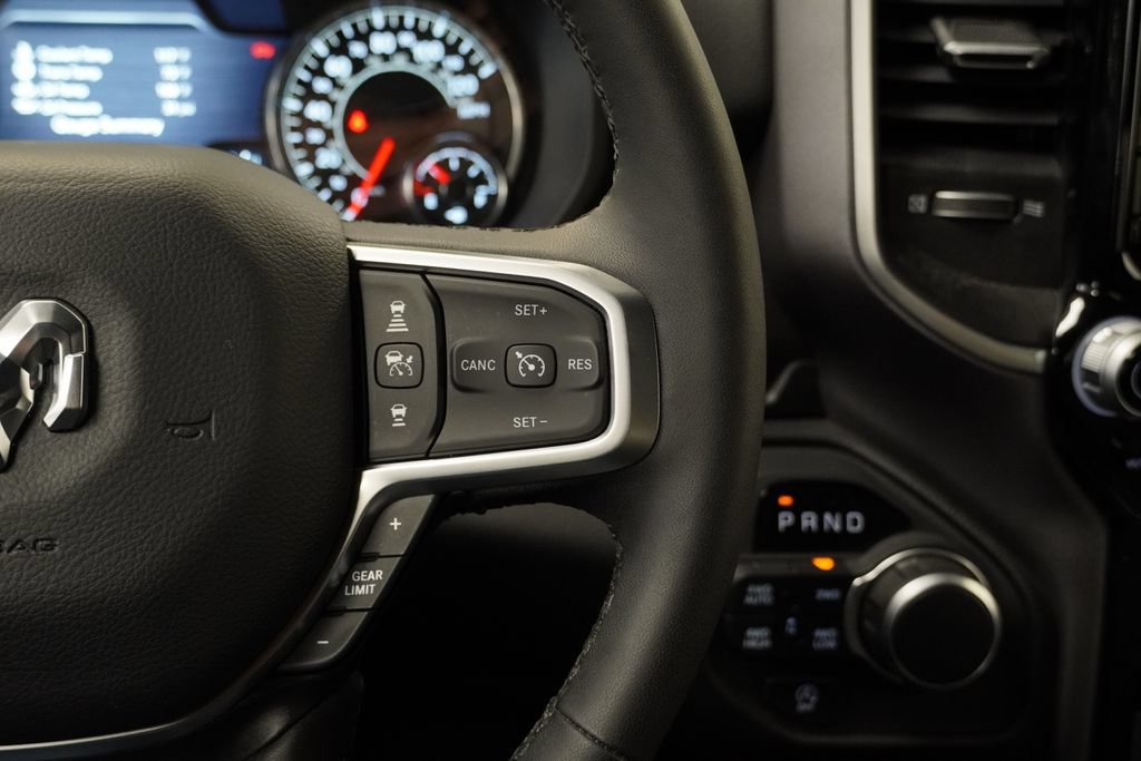 Used 2025 RAM 1500 Big Horn AWD/4WD image 30
