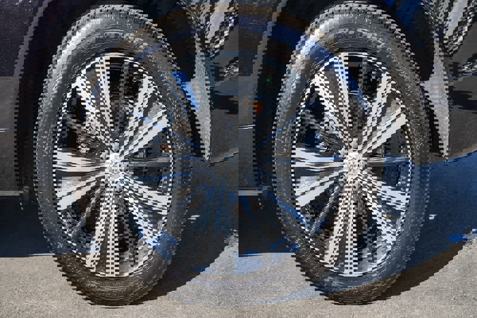 Used 2023 Volvo XC60 B5 Ultimate image 10