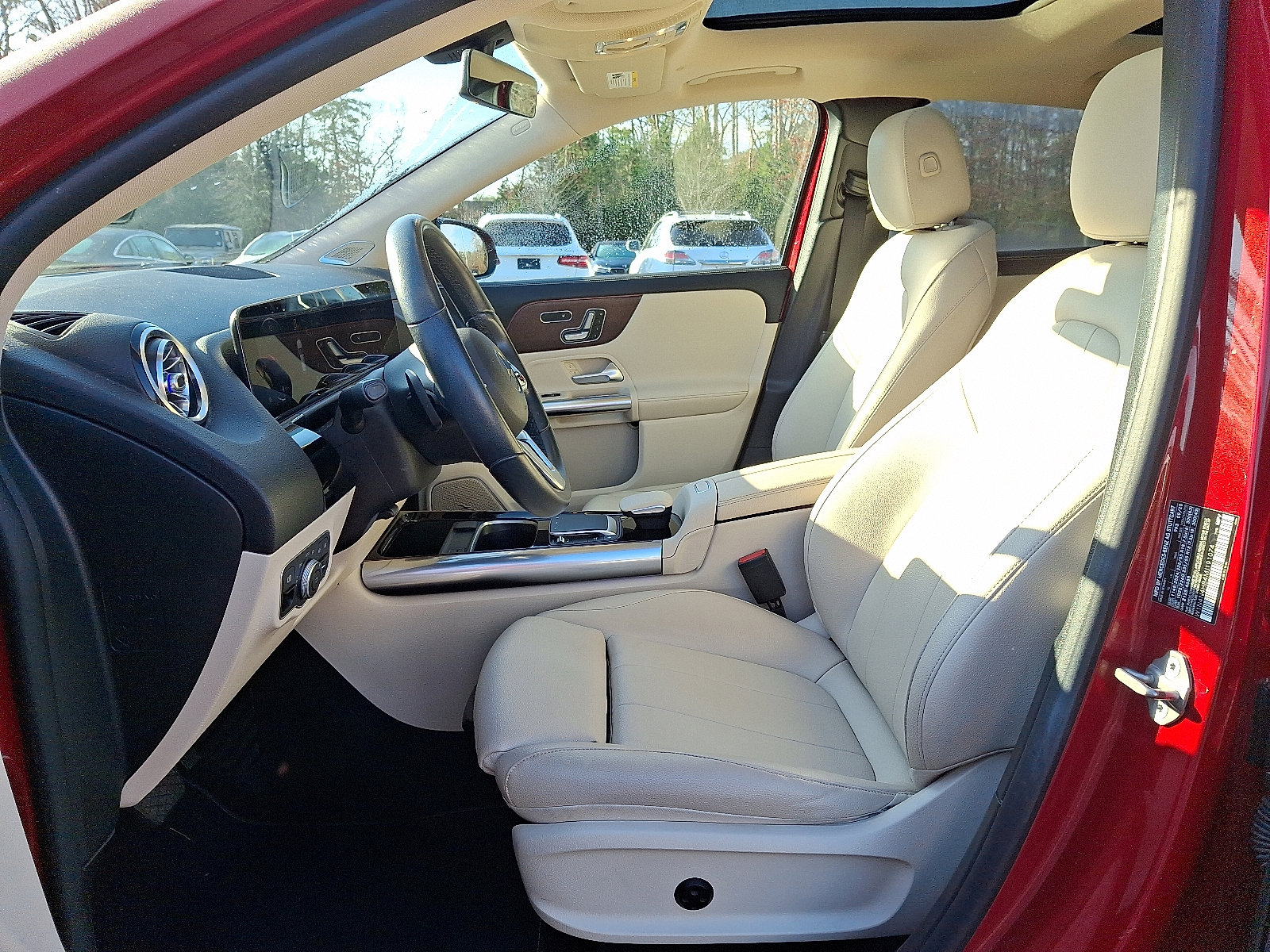 Certified 2021 Mercedes-Benz GLA 250 4MATIC image 13