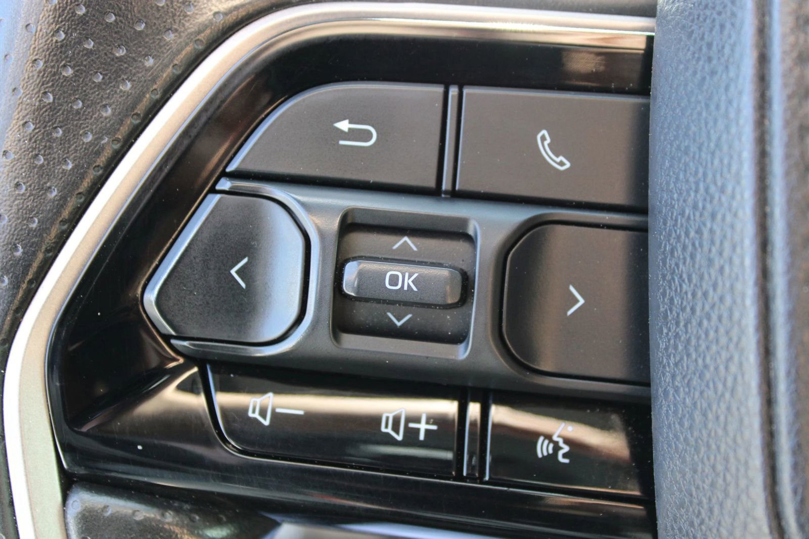 Used 2023 Toyota Tundra SR5 AWD/4WD image 22