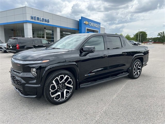 New 2024 Chevrolet Silverado EV RST
