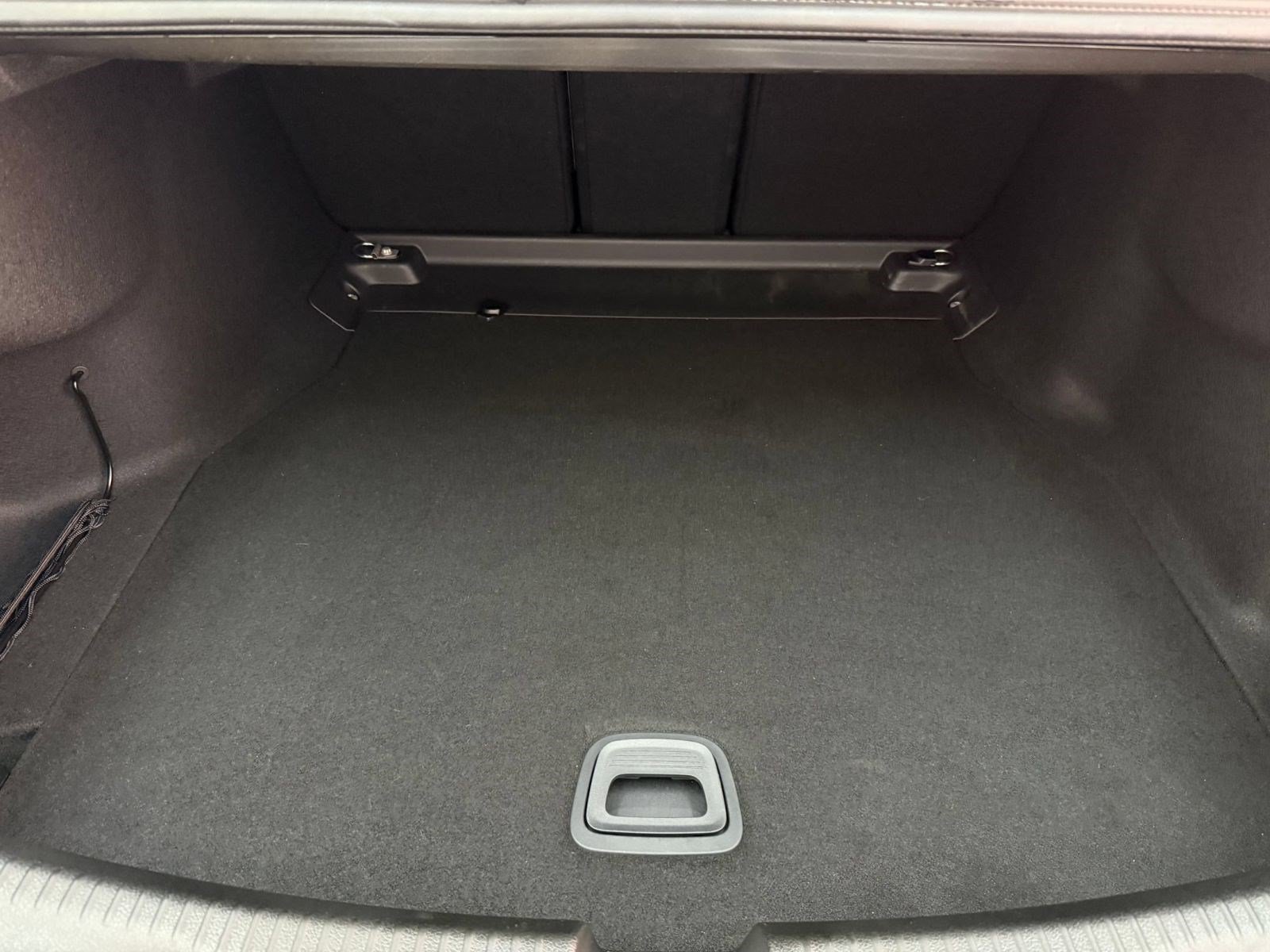Used 2023 Mercedes-Benz C 300 4MATIC Sedan image 22