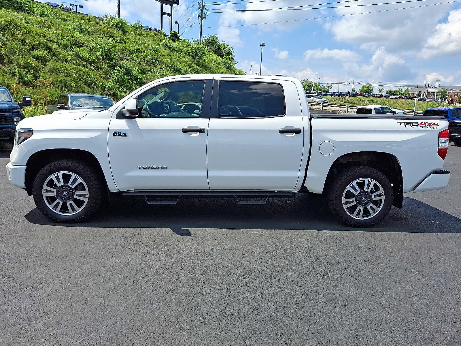 Used 2021 Toyota Tundra SR5 image 4