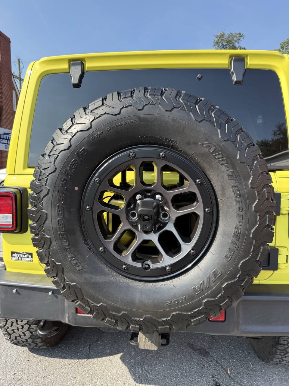 Used 2023 Jeep Wrangler Unlimited Sport AWD/4WD image 21