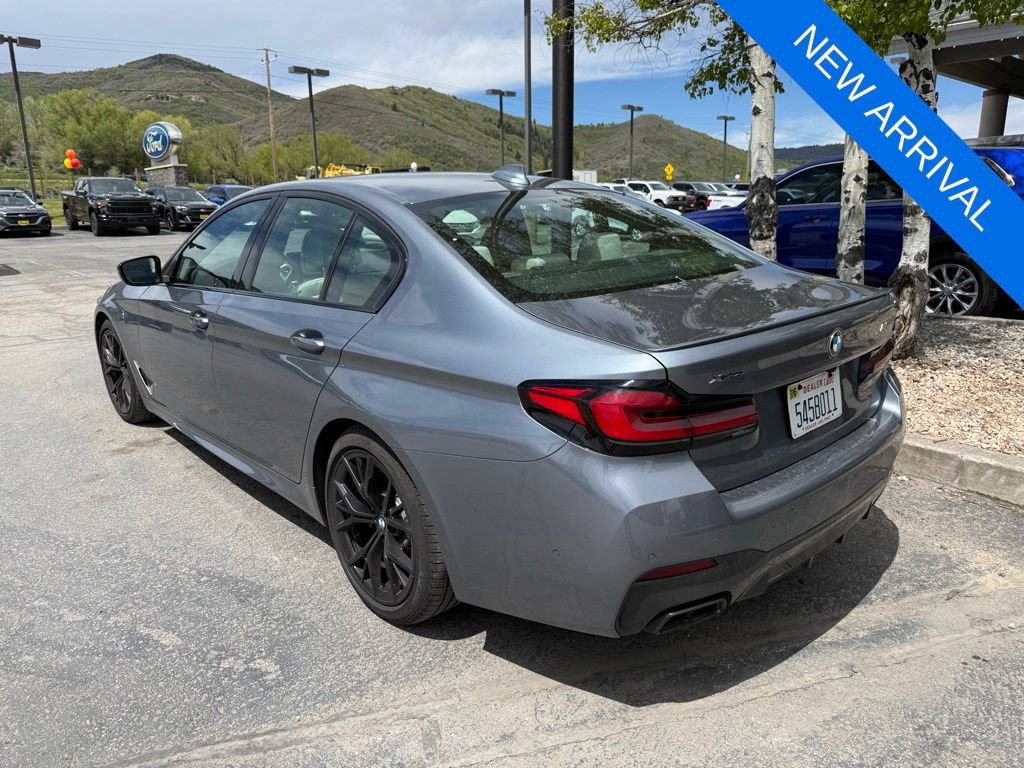 Used 2022 BMW M550i xDrive w/ Executive Package AWD/4WD image 4