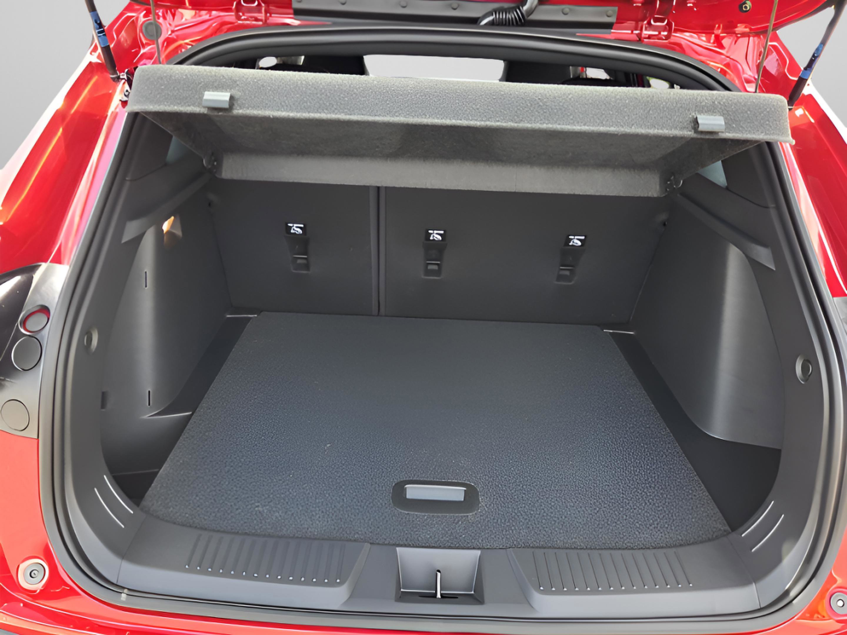 New 2026 Chevrolet Trax RS w/ Sunroof Package FWD image 25