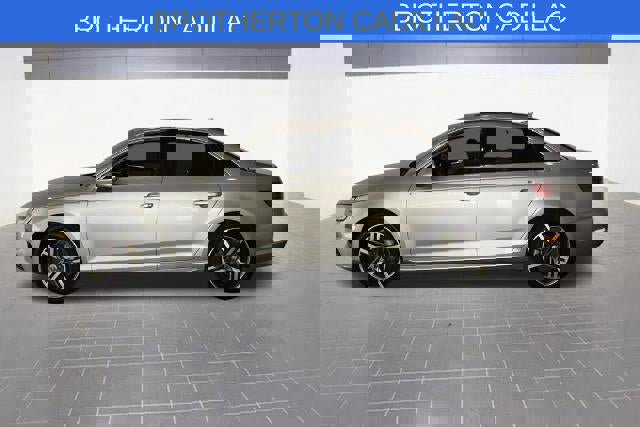 Used 2017 Audi A4 2.0T Prestige image 2