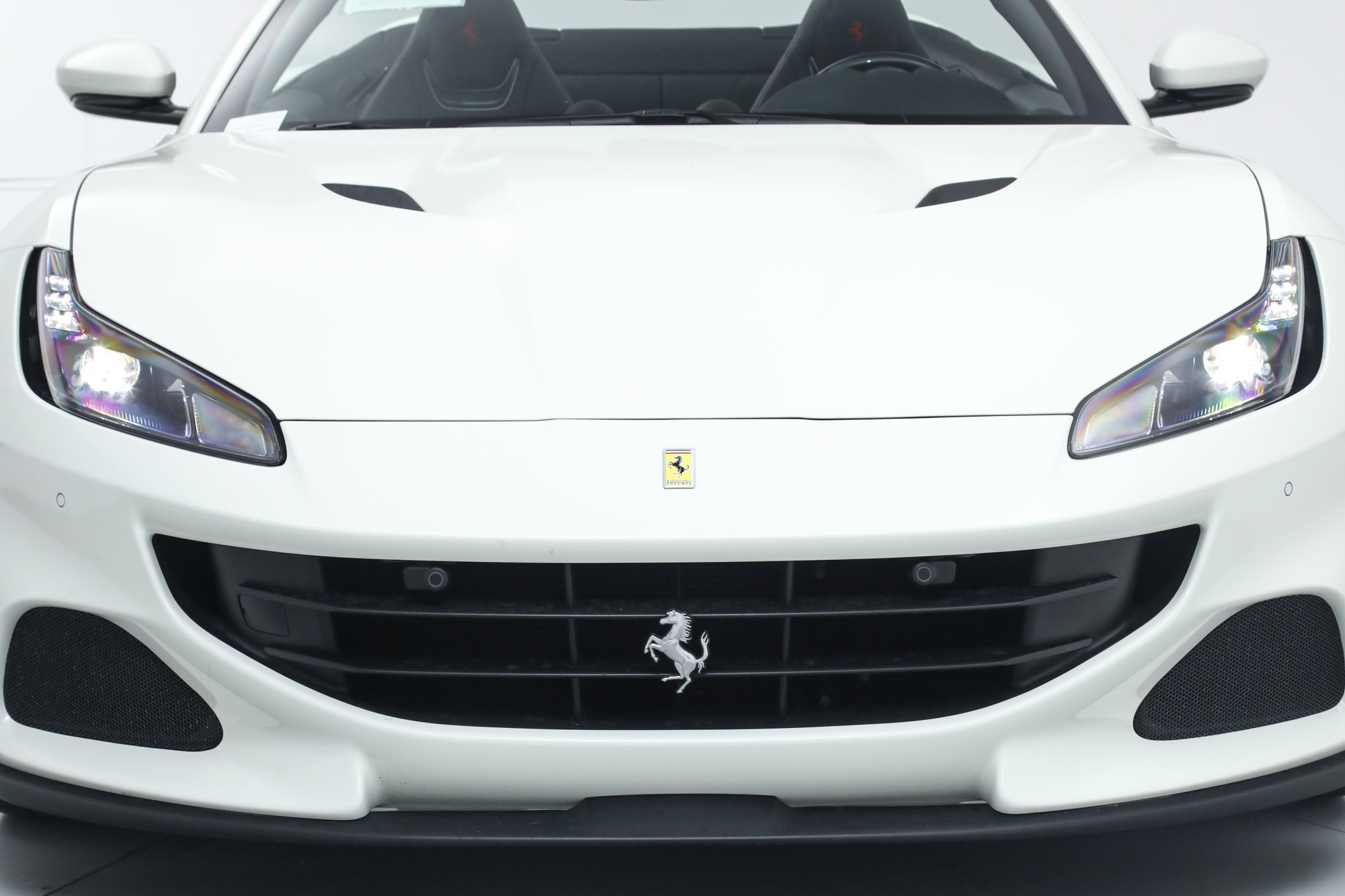Certified 2023 Ferrari Portofino M RWD image 14