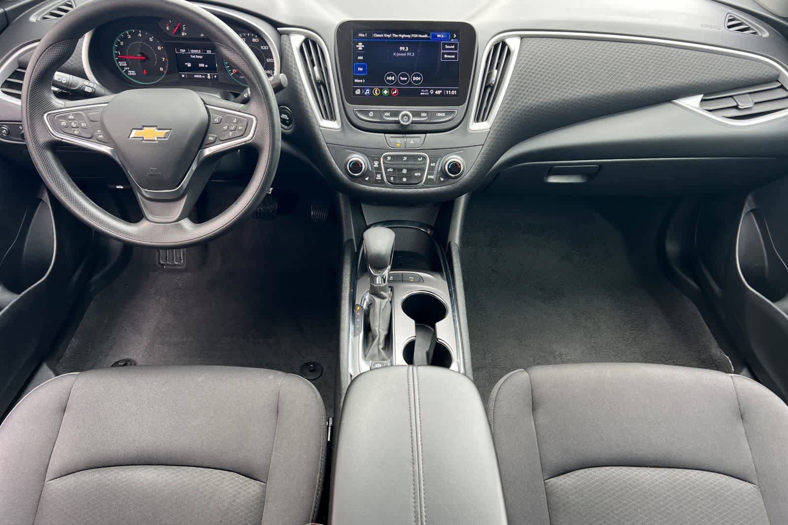 Used 2024 Chevrolet Malibu LT FWD image 4