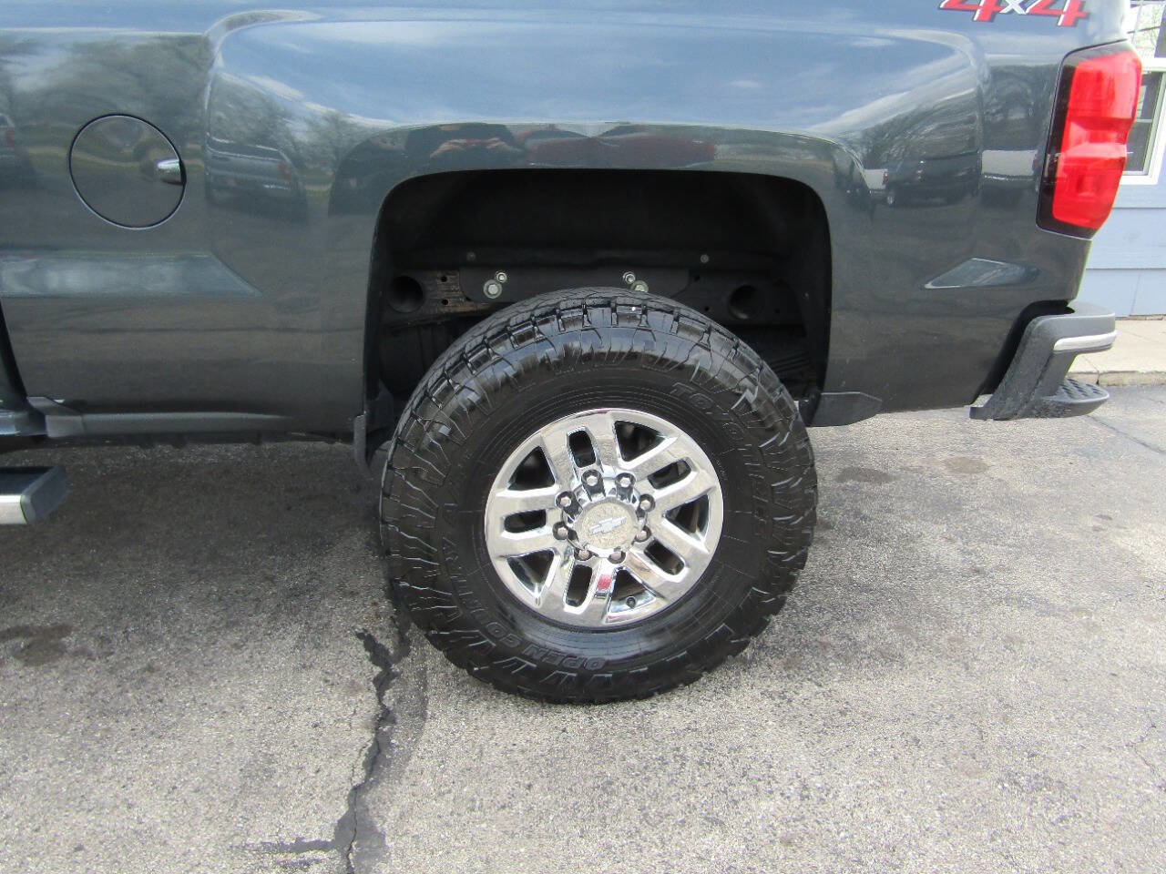 Used 2018 Chevrolet Silverado 2500 LTZ w/ Duramax Plus Package image 10