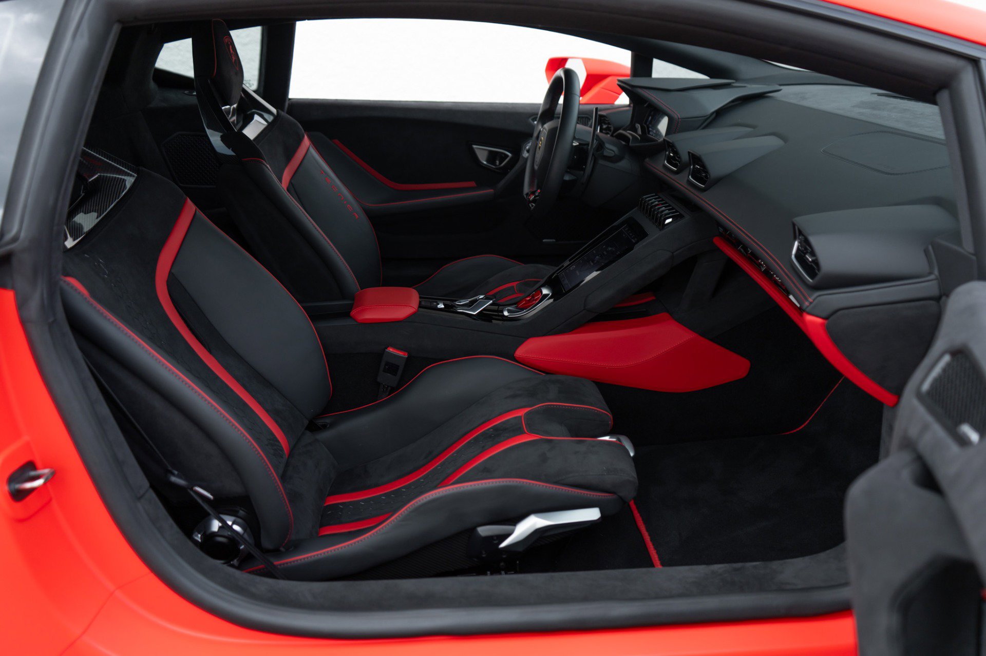 Used 2023 Lamborghini Huracan Tecnica image 18