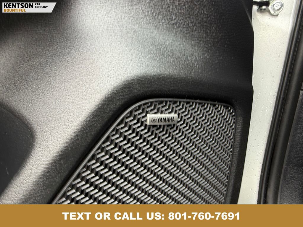 Used 2025 Mitsubishi Outlander ES image 21