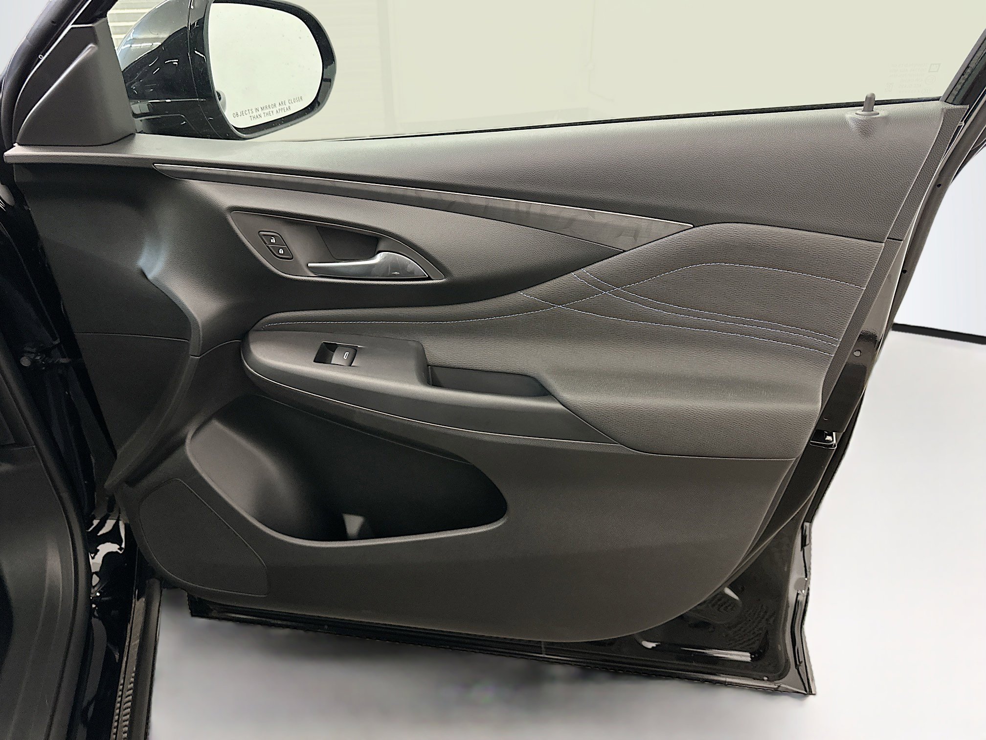 Used 2025 Buick Envista Sport Touring w/ Convenience I Package image 35